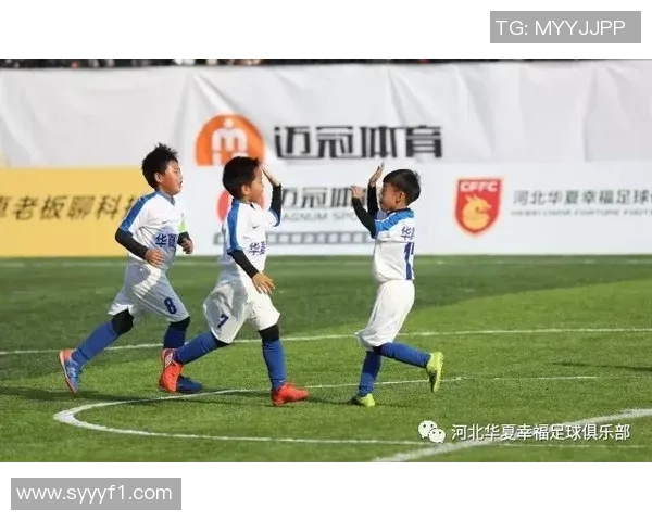 重庆足球队逆袭之路挑战赛特别报道展现奋斗精神与团队力量